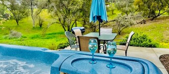 Pet Friendly/Hot Tub/BBQ/Sleeps 11/The Lighthouse