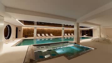 Indoor spa tub