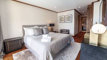 Ylelliset vuodevaatteet, tallelokero huoneessa