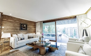 Téléviseur connecté de 166 cm avec télévision numérique, téléviseur