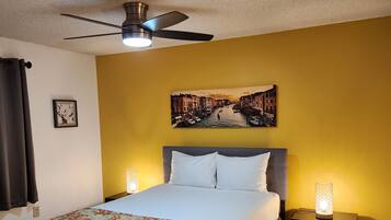 2 bedrooms, iron/ironing board, internet, bed sheets