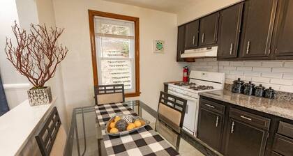 Stylish and Refined with Easy City Access