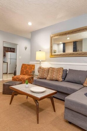 Televisio, työhuone