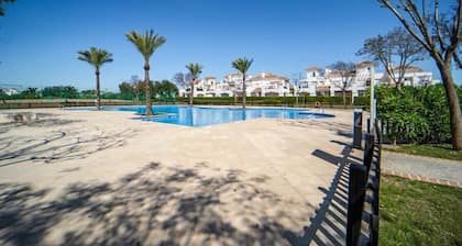 Stunning 2 bedroom Town House - CE33LT