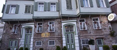 숙박 시설 정면