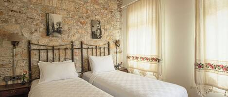 Tomannsrom – standard | Sengetøy av topp kvalitet, wi-fi (inkludert) og sengetøy