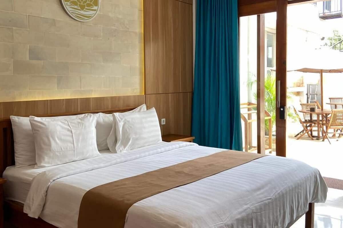 Quarto casal luxo | 1 quarto, cofres nos quartos, escrivaninha