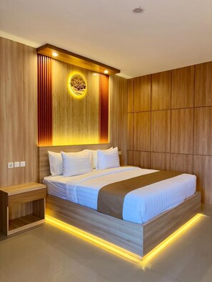 Grand Double Room | In-room safe, desk, iron/ironing board, free WiFi - De Padma Villa Gili Air (Gili Air)