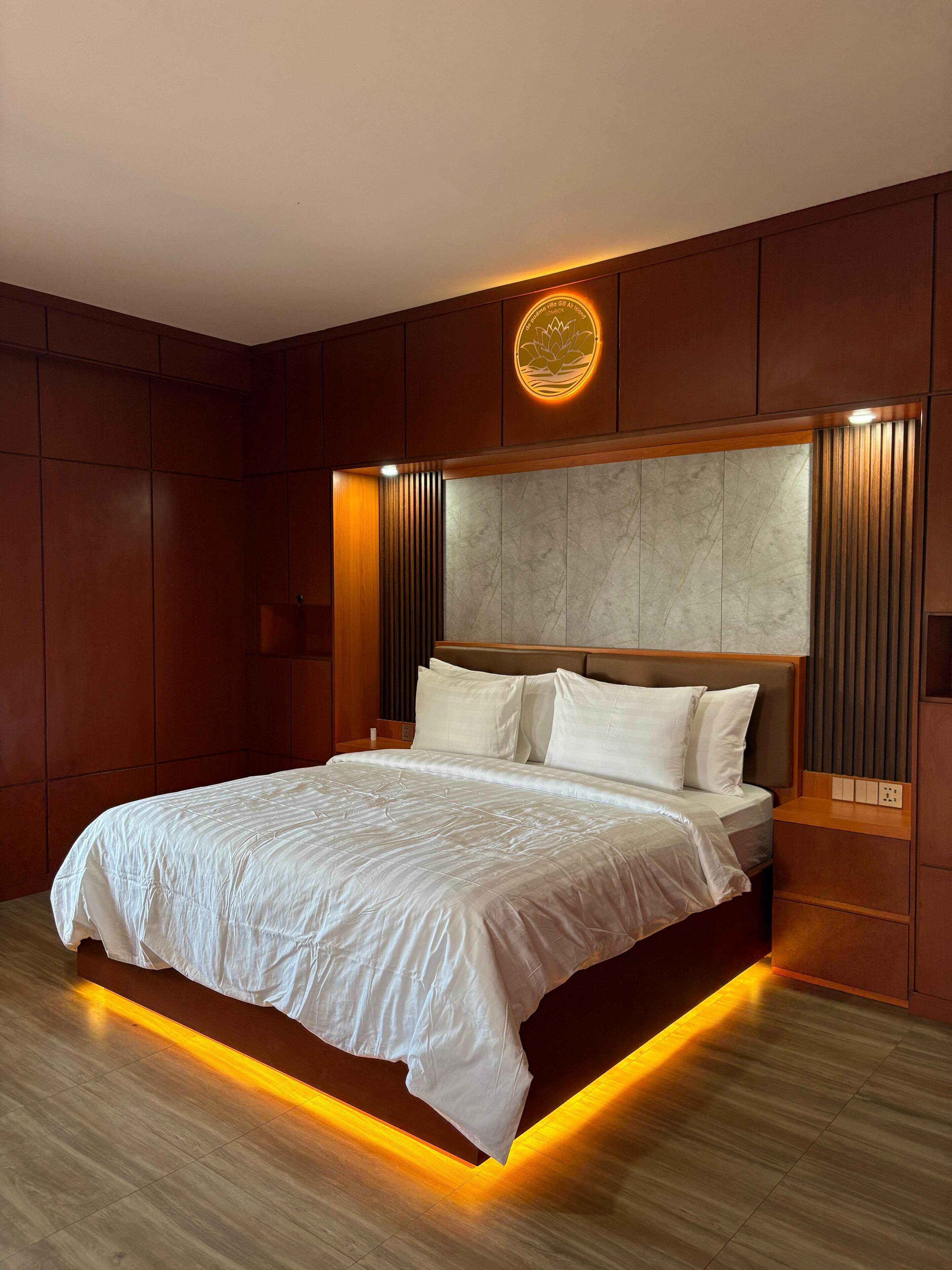 Presidential Studio Suite