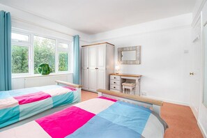 2 Schlafzimmer, Bügeleisen/Bügelbrett, kostenloses WLAN, Bettwäsche