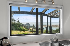 Interior - Simply Fabulous - Mangawhai Heads Holiday Home (Mangawhai Heads)