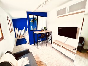 TV