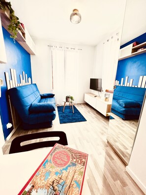 TV