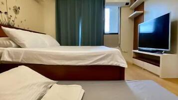 1 bedroom, iron/ironing board, WiFi, bed sheets