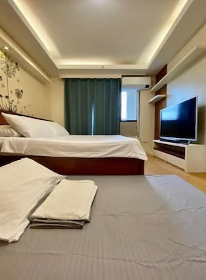 1 chambre, fer et planche à repasser, Wi-Fi, draps fournis