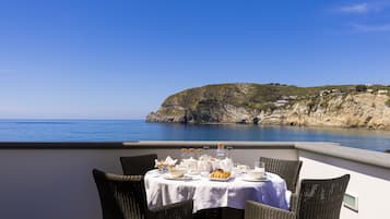Deluxe Double Room, 1 King Bed, Terrace, Sea View | Terrace/patio