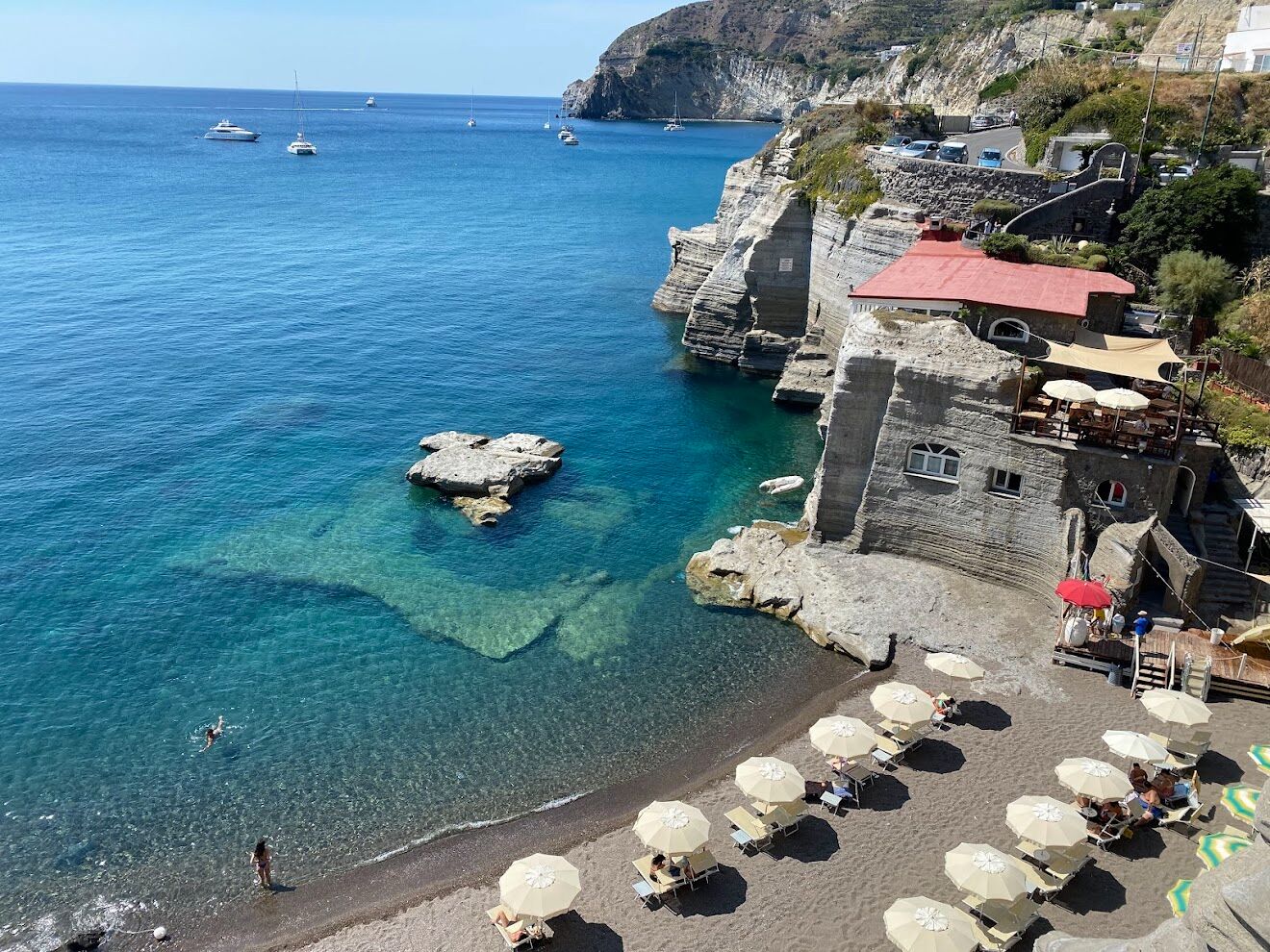 Una playa cerca, toallas de playa
