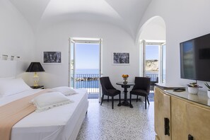 Superior Double Room, 1 King Bed, Sea View | Premium bedding, down comforters, minibar, individually decorated - Roccobarocco Boutique Hotel (Serrara Fontana)