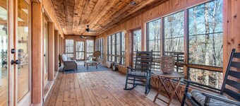 Tranquil, Peaceful Riverhouse in Monroe GA; Close to Athens!