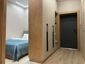 1 quarto, escrivaninha, Wi-Fi