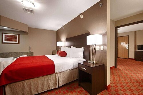 Baymont by Wyndham Brooklyn Center