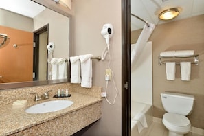 Bathroom - Baymont by Wyndham Brooklyn Center (Brooklyn Center)