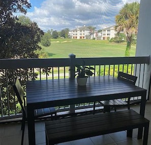 Outdoor dining - Reunion Resort Condo -Close to Major Theme Parks! (Kissimmee)
