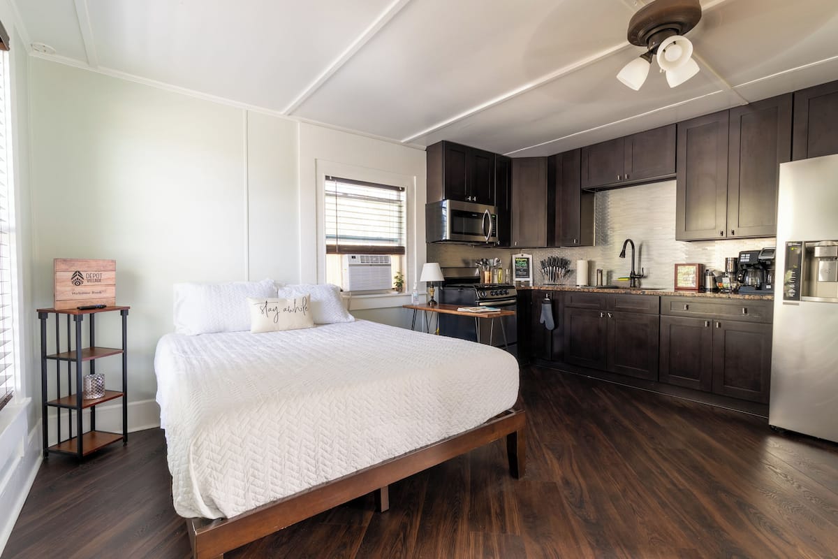 Downtown Studio | 1 bedroom, individually decorated, individually furnished