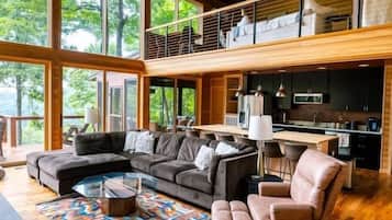 Een smart-tv, een open haard, een muziekbibliotheek en een stereo