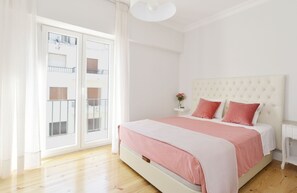 2 Schlafzimmer, Bügeleisen/Bügelbrett, Reisekinderbett, kostenloses WLAN