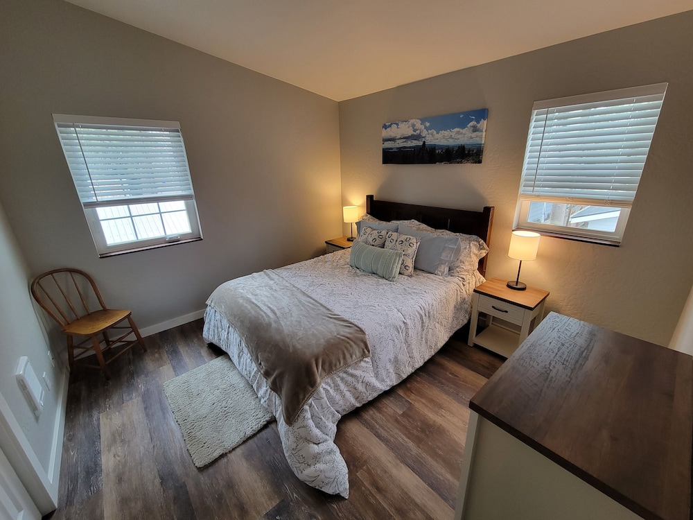 Downtown CDA Treetop Loft Coeur d'Alene Vrbo