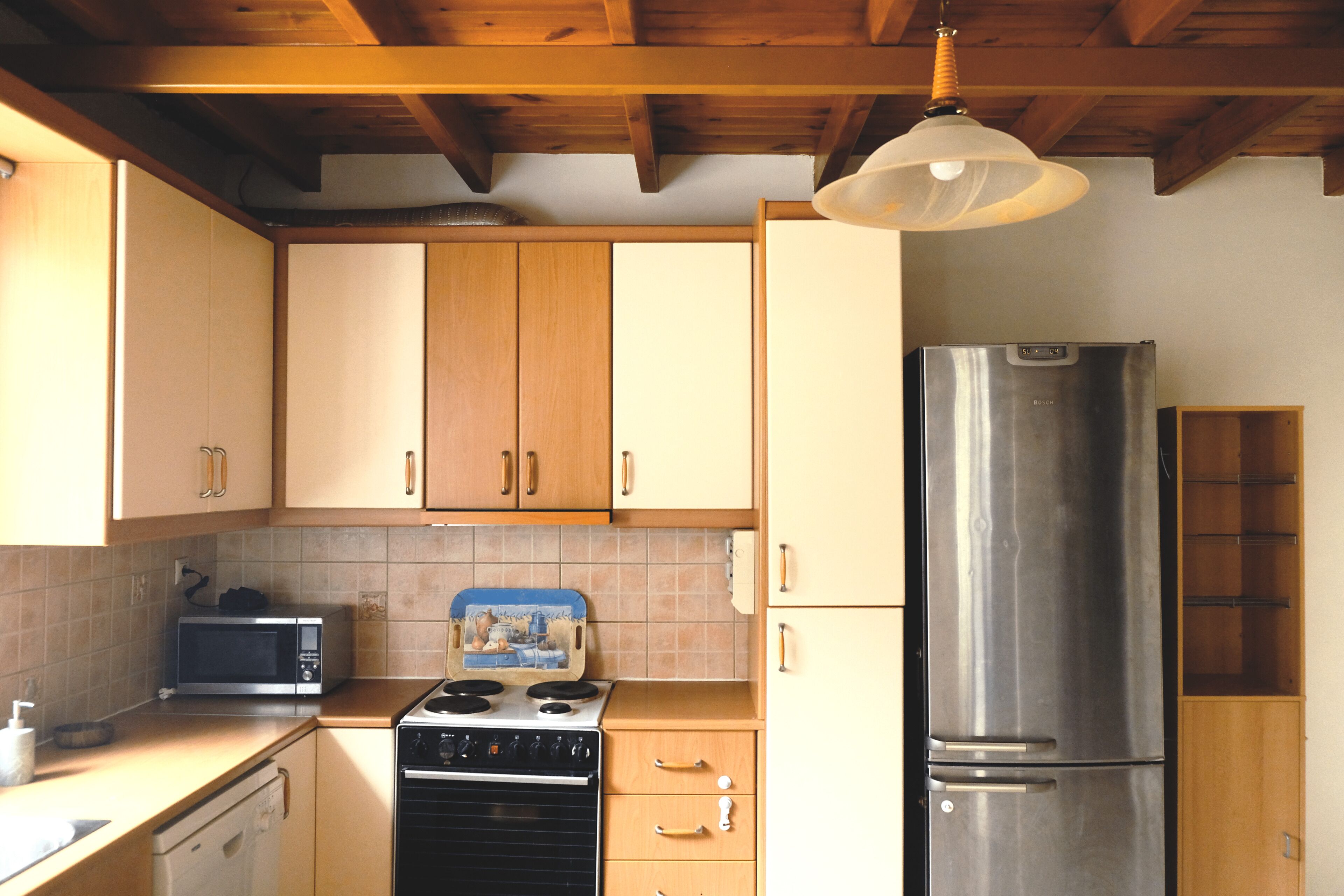 Seaside 5 Bedroom Spacious Villa close to airport