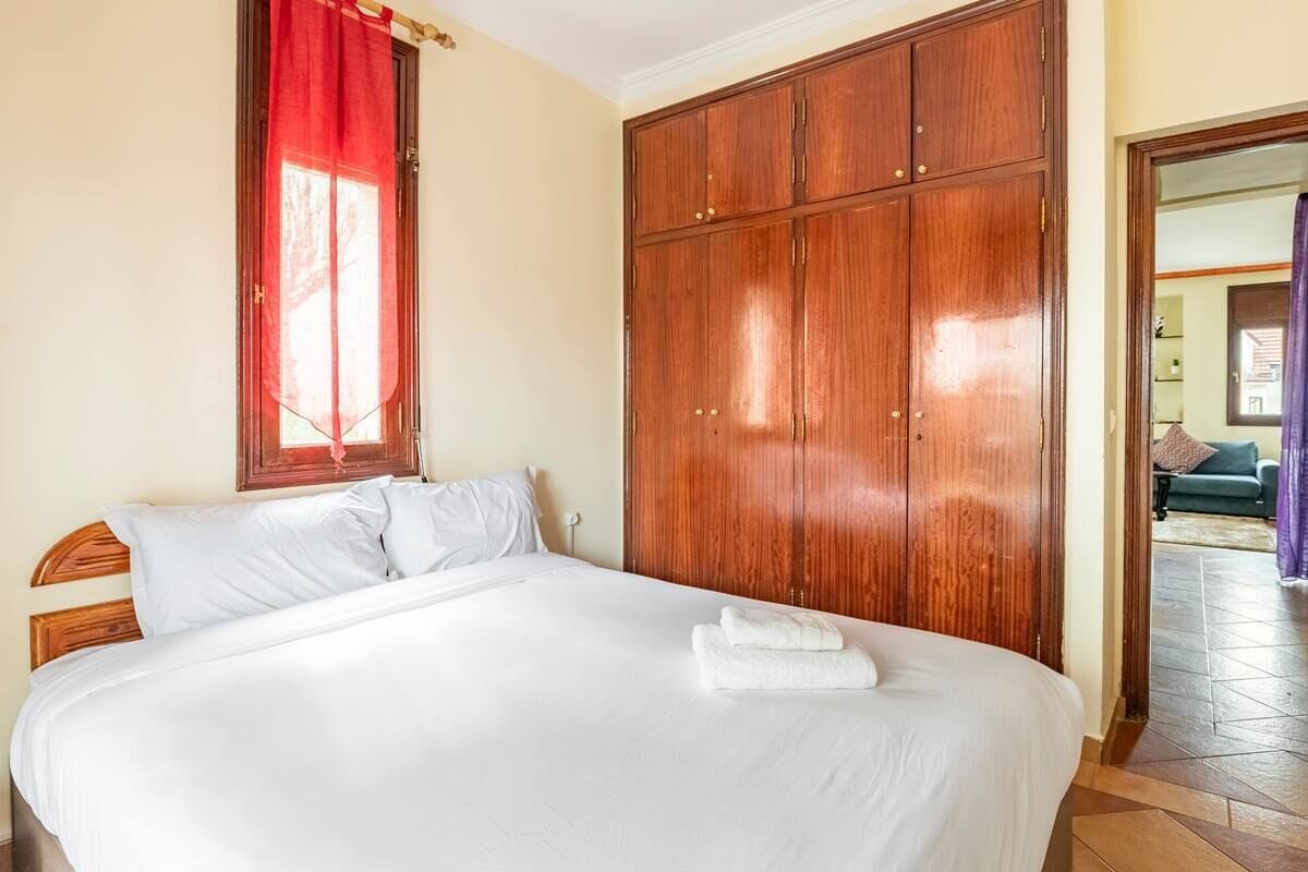 1 chambre, fer et planche à repasser, Wi-Fi