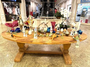 Quầy tiếp tân