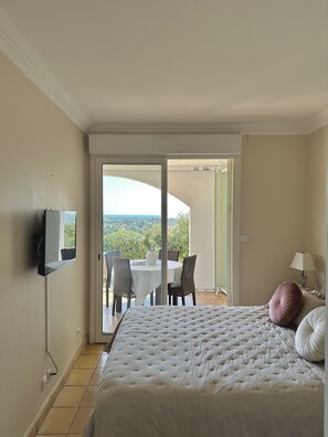 2 chambres, draps fournis