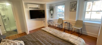 Studio-like Comfort in Wolfville’s Beating Heart