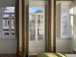 Comfort Double or Twin Room | Premium bedding, Select Comfort beds, individually decorated - Pharmacia Guest House (Coimbra)