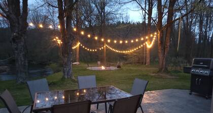 Secluded Riverfront Cottage on the Chippewa with all the Modern Amenities