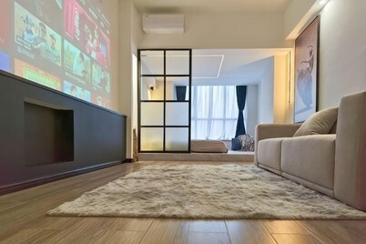 Huayuan Homestay (Huangshang Scenic Area South Gate)