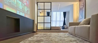 Huayuan Homestay (Huangshang Scenic Area South Gate)