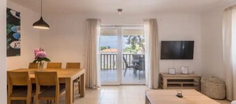 MAR Sea View Apartment