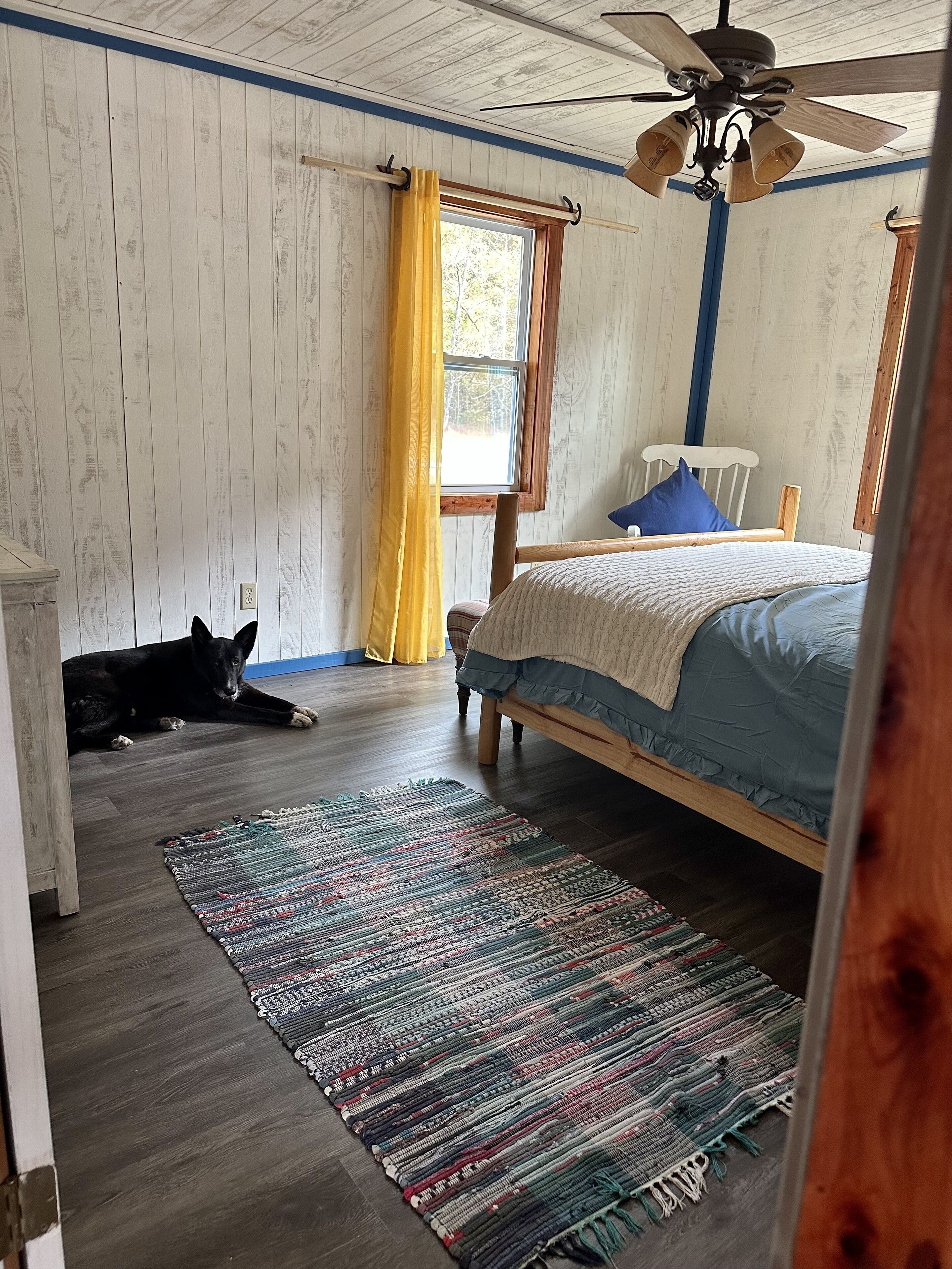 2 bedrooms, desk, free WiFi, bed sheets