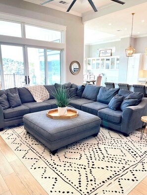 TV connectée, cheminée