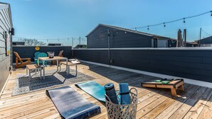 Unclassified image, 4 of 25, button - Spectacular Condo Rooftop Deck Great for Groups (Nashville)