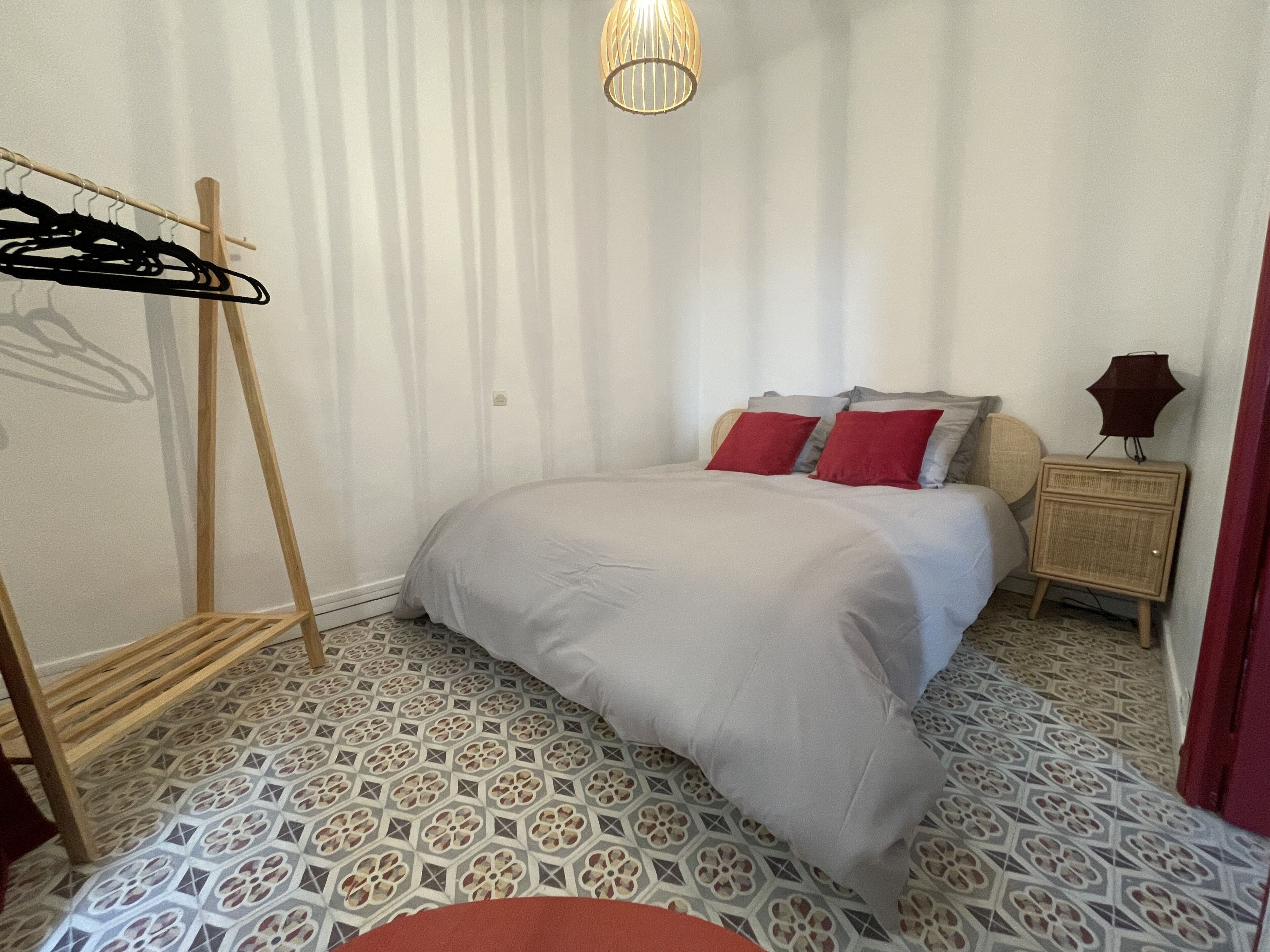 2 chambres, lit parapluie, Wi-Fi gratuit, draps fournis