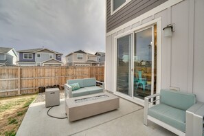 Terrace/patio - Fire Pit & Shuffleboard: Suburban Denver Home (Denver)