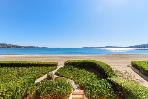 Superb apartment in Port Grimaud - next to the beach
