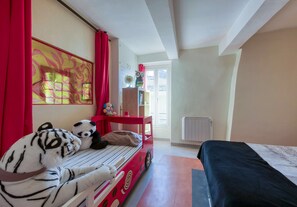 2 Schlafzimmer, Bügeleisen/Bügelbrett, Reisekinderbett, WLAN