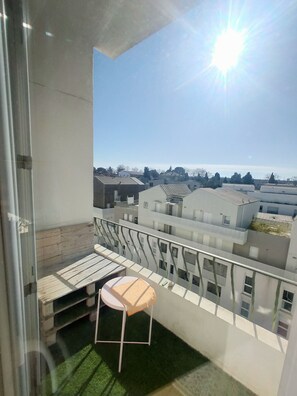 Interior - South-facing, pleasant, quiet 65 ㎡ (Montpellier)