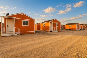 Exterior - The Resource Inn (Big Lake)